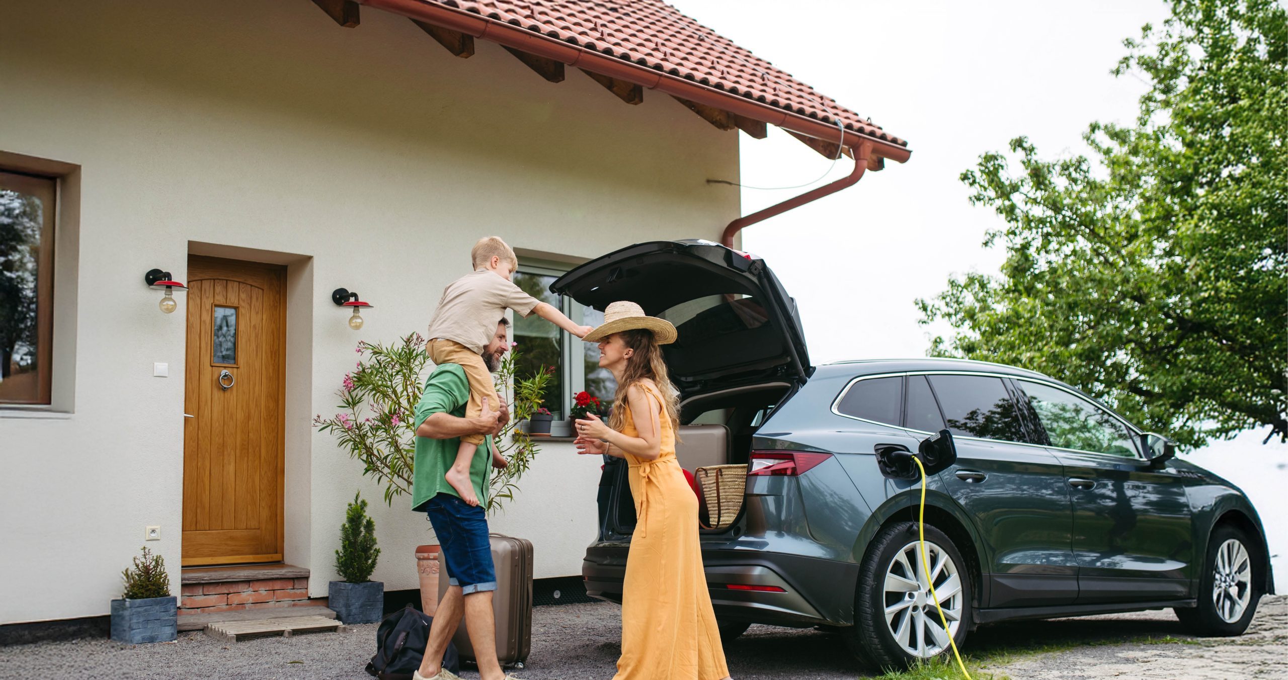 Home Security While Traveling: Smart Tips for Summer
